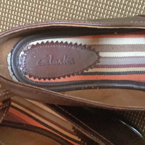 Clarks Mary Jane Slip-Ons Brown Leather 7.5 EUC - Picture 7 of 9